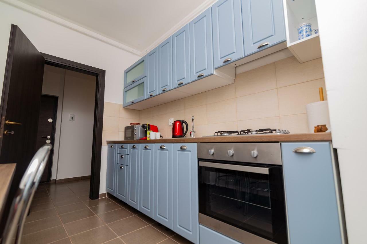 Aparthotel Laura Cluj Napoca Bagian luar foto