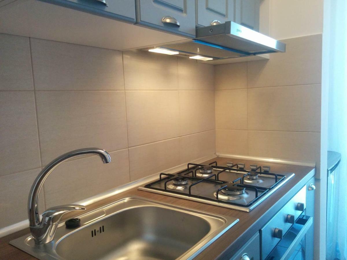 Aparthotel Laura Cluj Napoca Bagian luar foto
