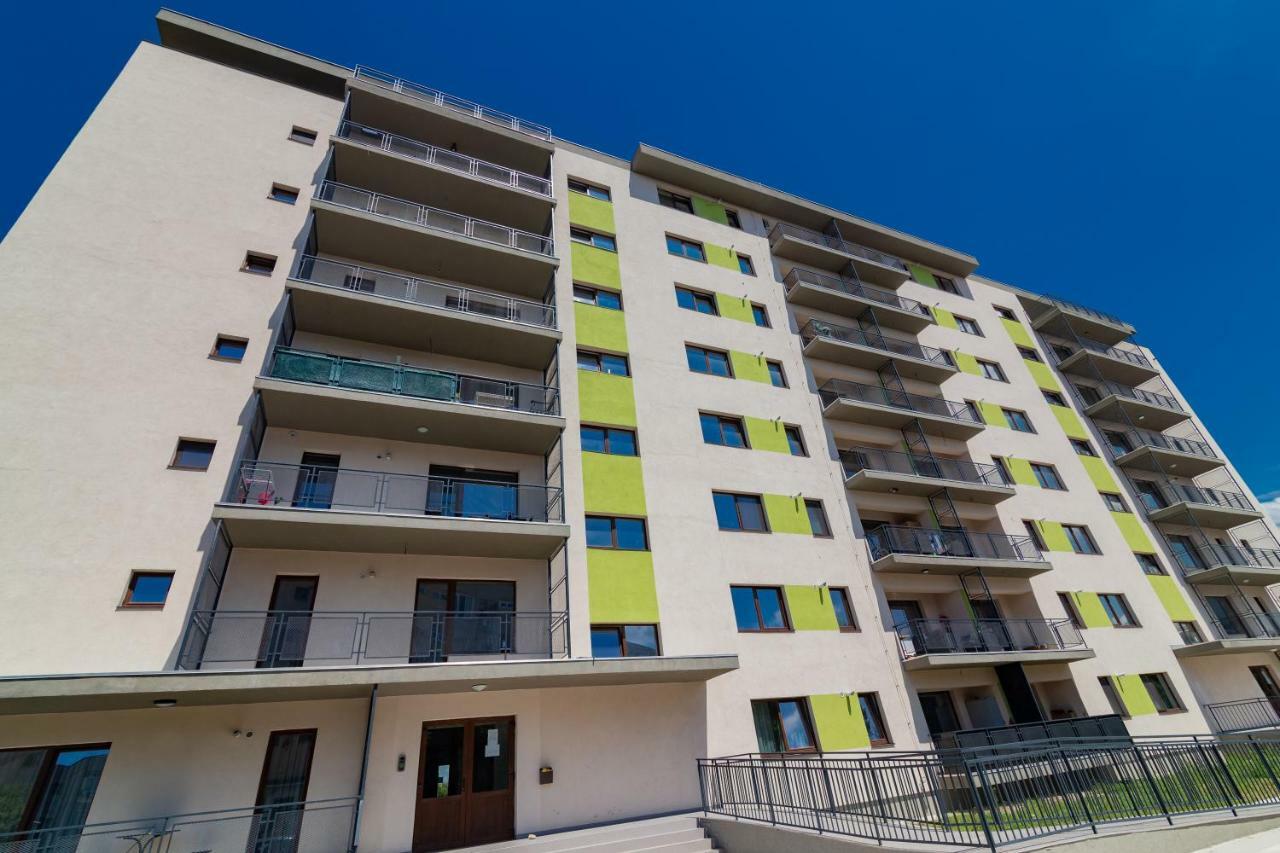 Aparthotel Laura Cluj Napoca Bagian luar foto